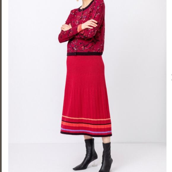 IVKO Woman - Wool Skirt with Ribs Rosewood new! Size 38 M - Picture 1 of 12